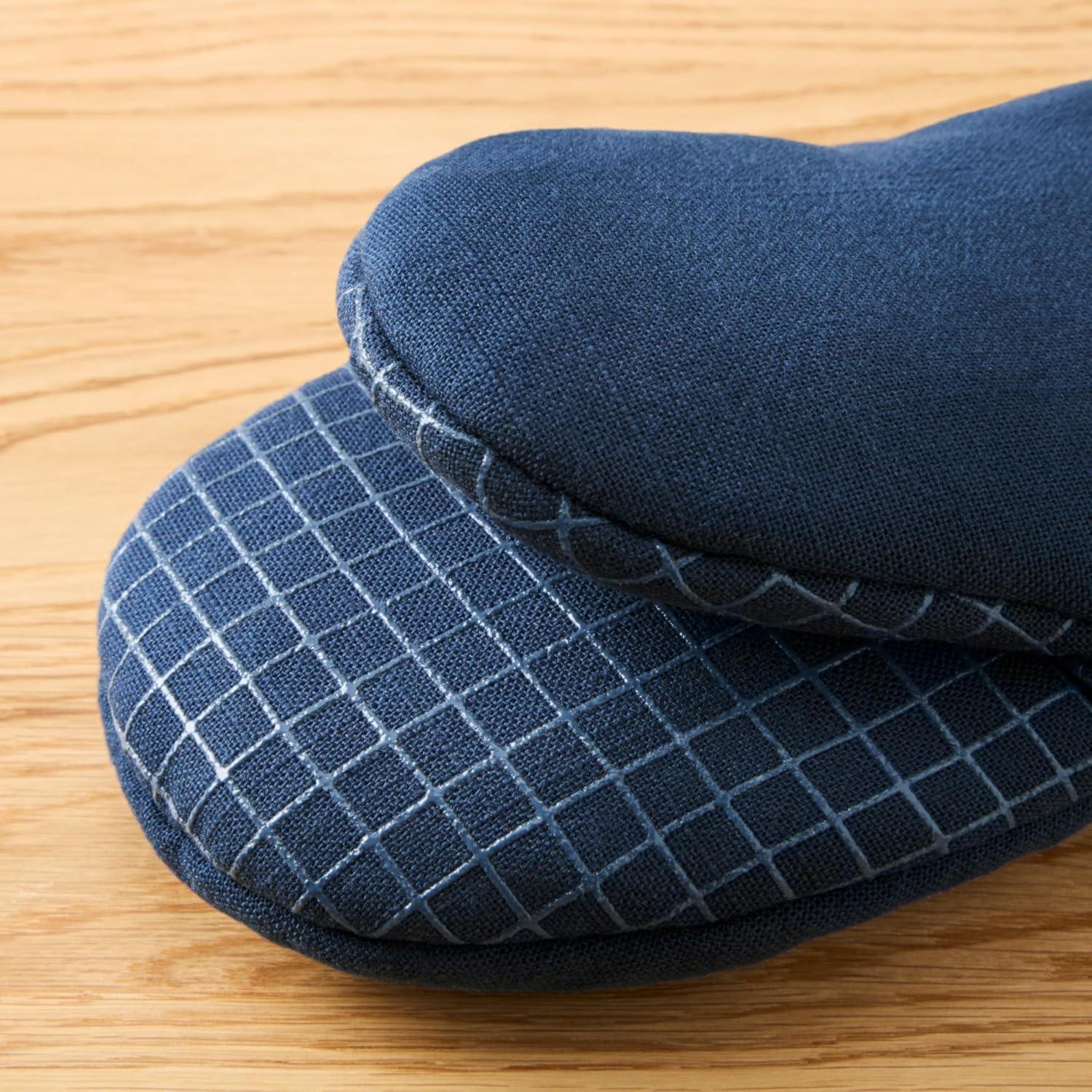 imageKITCHENAID Gourmet Series Gridlines Mini Oven Mitts 2Pack Set Heat Resistant up to 600F Soft Silicone Grip Magnetic Cuff Ink Blue 55quotx9quotInk Blue