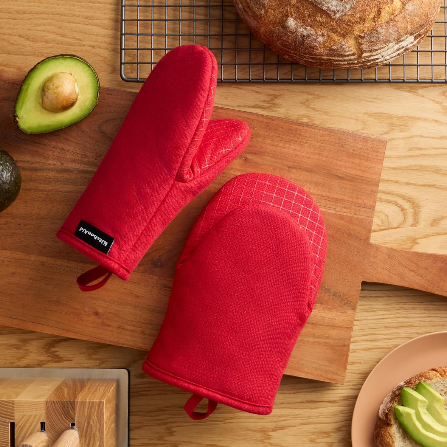 imageKITCHENAID Gourmet Series Gridlines Mini Oven Mitts 2Pack Set Heat Resistant up to 600F Soft Silicone Grip Magnetic Cuff Ink Blue 55quotx9quotPassion Red