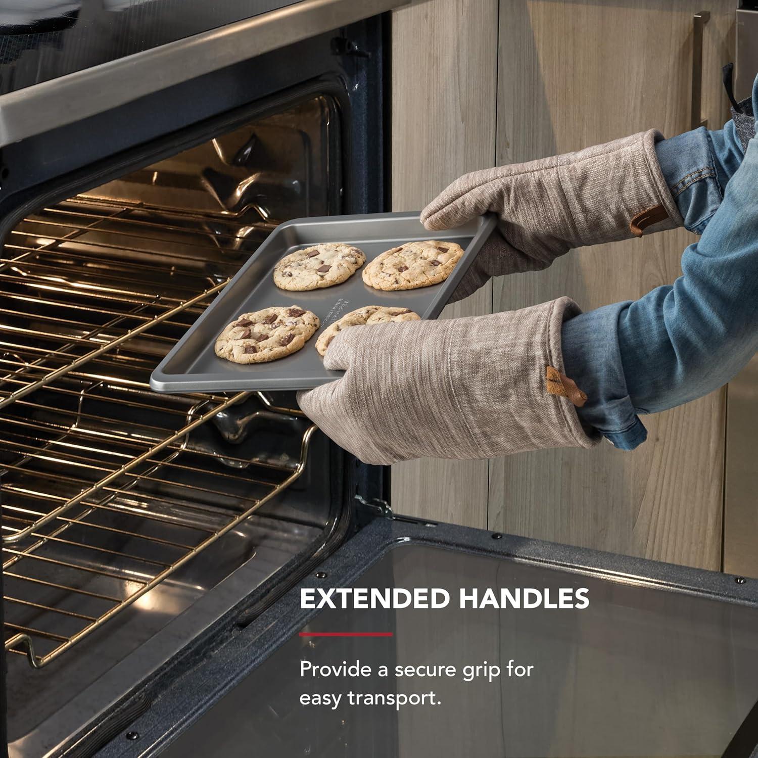 imageKitchenAid 10x15in Nonstick Aluminized Steel Baking Sheet Blue VelvetContour Silver