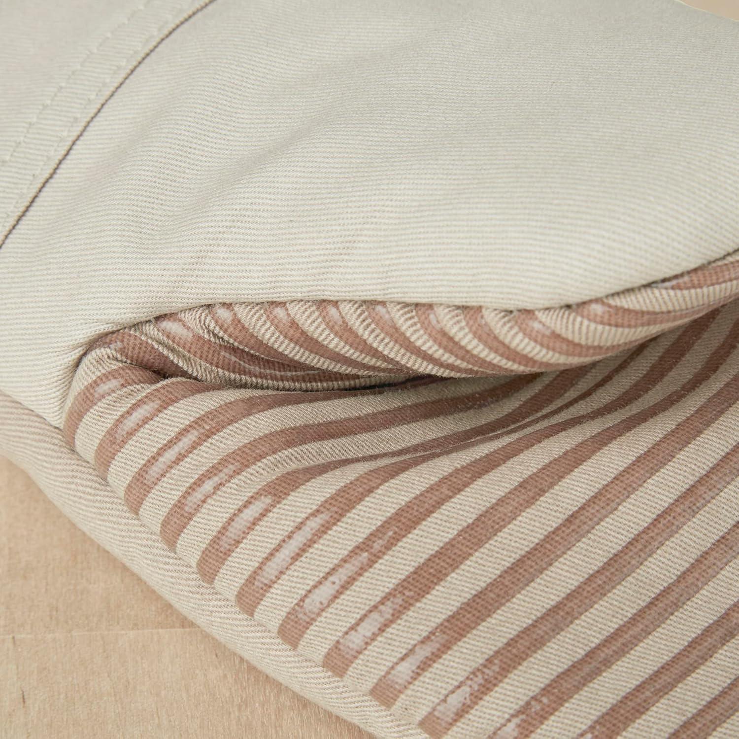 imageKitchenAid Beacon TwoTone NonSlip Oven Mitt Set Aqua Sky 575quotx13quot 2 PieceMilkshakeBeige