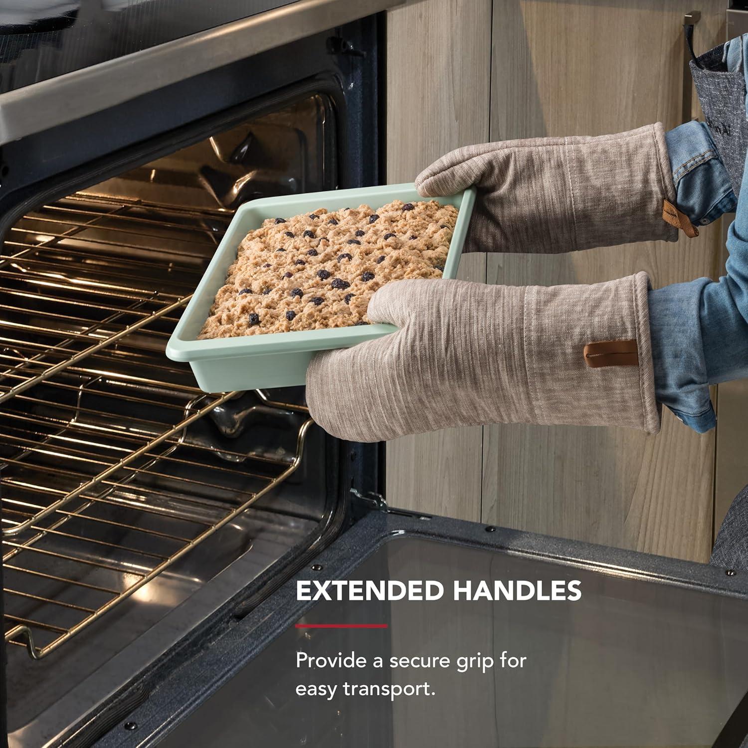 imageKitchenAid Nonstick Swiss Engineered Aluminized Steel Cake Pan Dishwasher Safe Pistachio 9 x 13 InchPistachio