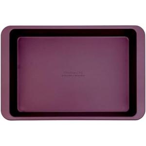 KitchenAid Nonstick Swiss Engineered Aluminized Steel Cake Pan, Dishwasher Safe, Pistachio, 9 x 13 Inch(Beetroot)
