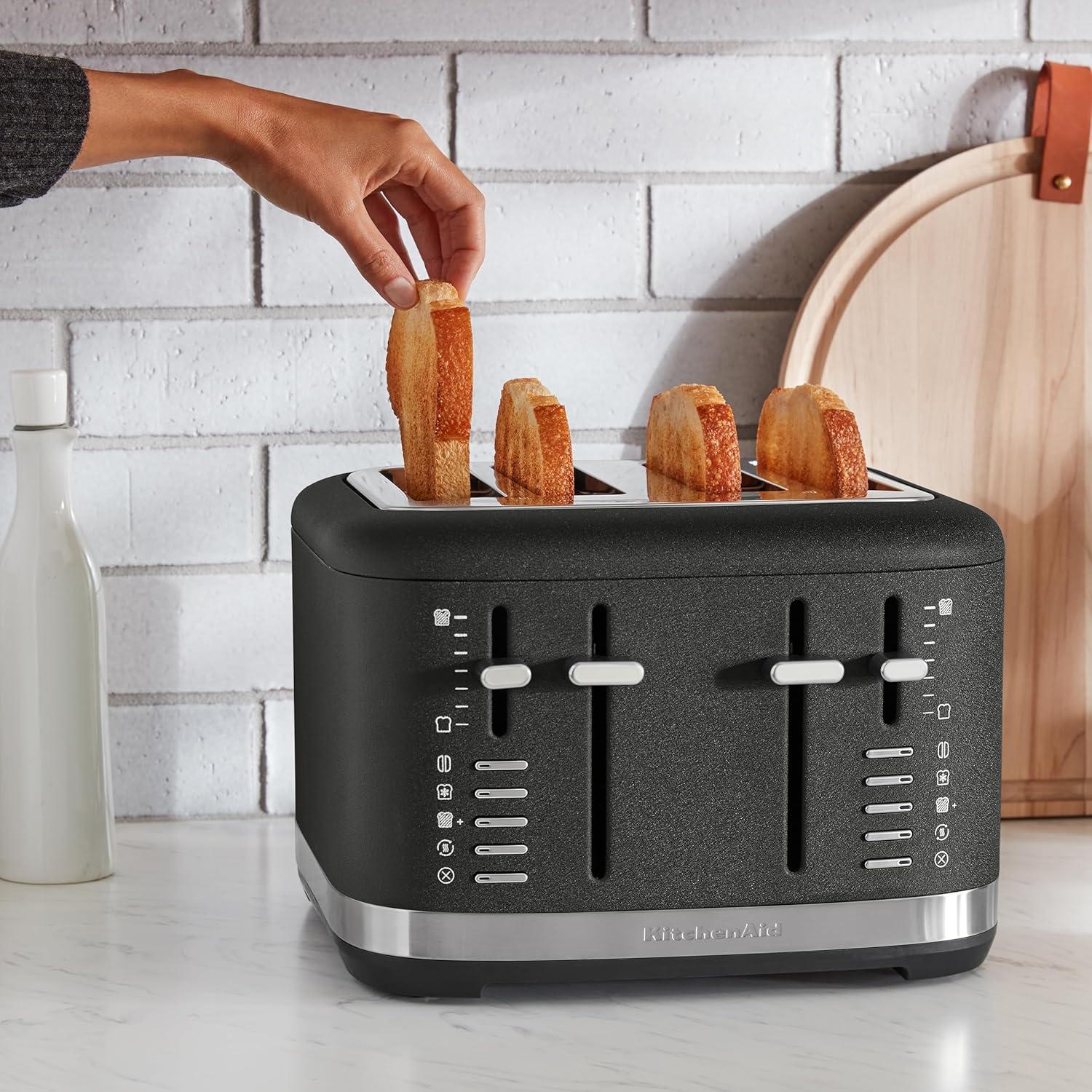 imageKitchenAid 4 Slice Toaster KMT4109PT PistachioCast Iron Black