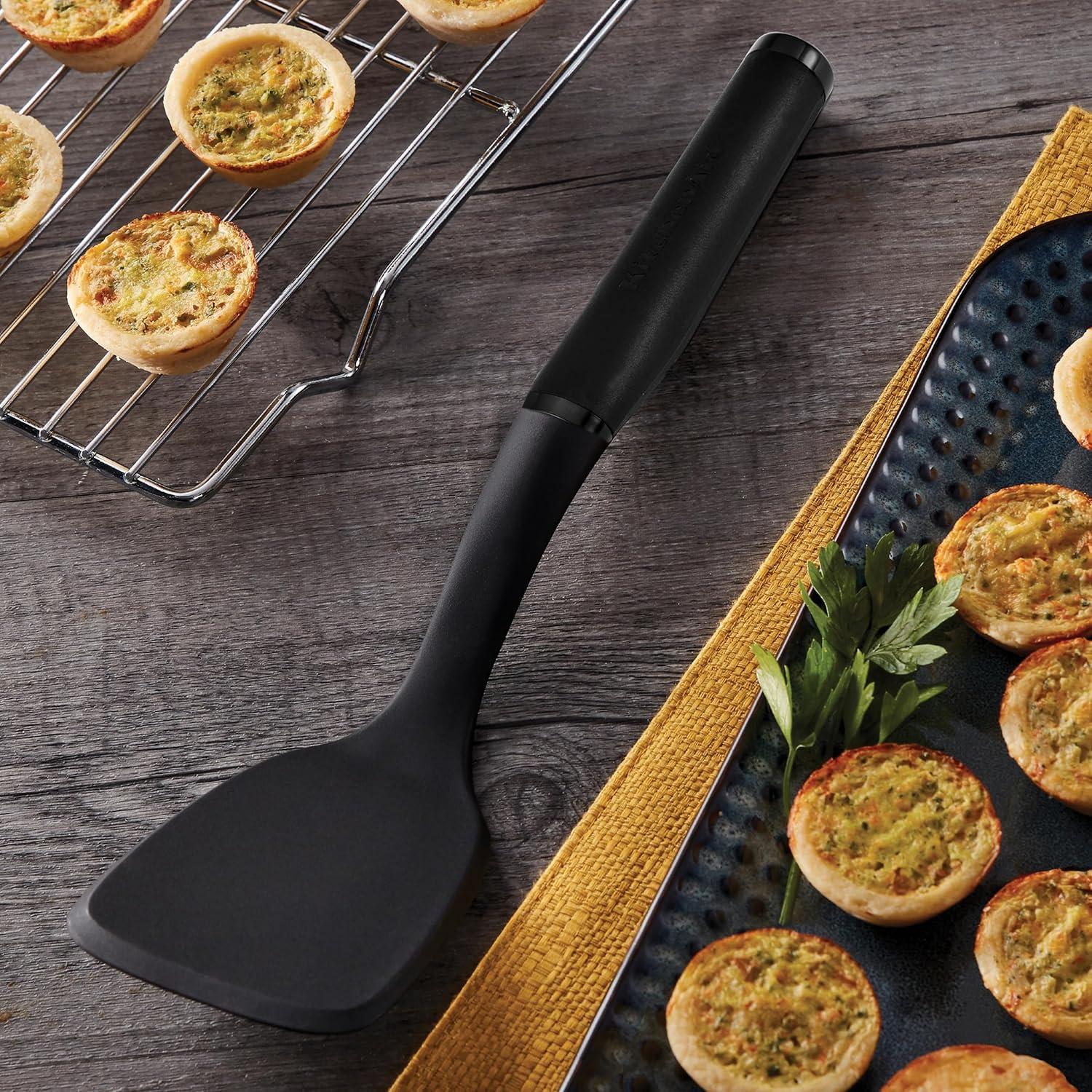 imageKitchenAid KE015OHERA Classic Nylon Short TurnerBlack