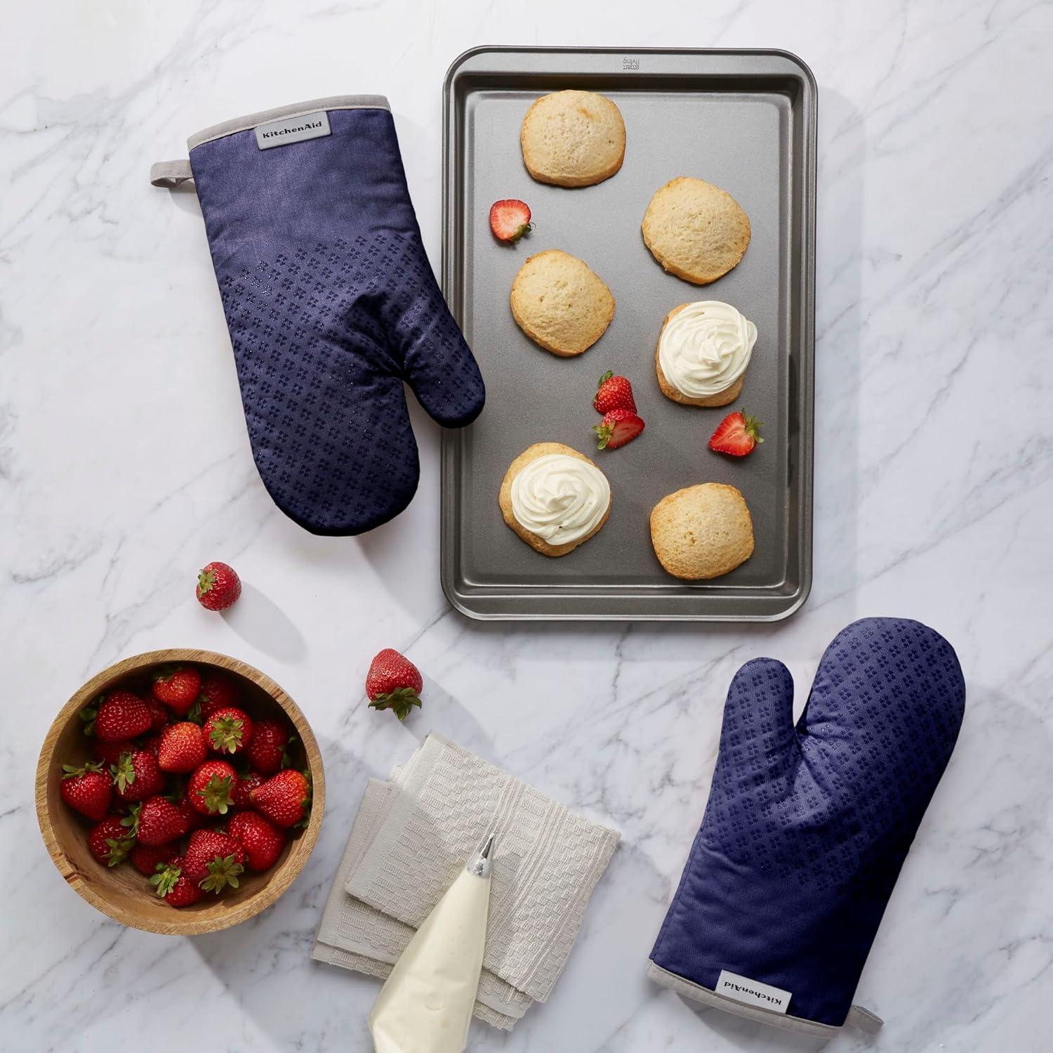 imageKitchenAid Asteroid Oven Mitt Set 7x125 Pistachio Green 2 PieceCobalt Blue