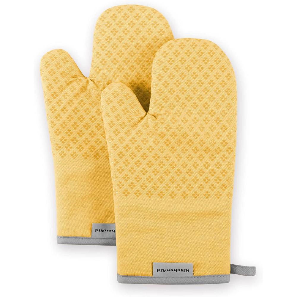 imageKitchenAid Asteroid Oven Mitt Set 7x125 Pistachio Green 2 PieceButtercup Yellow