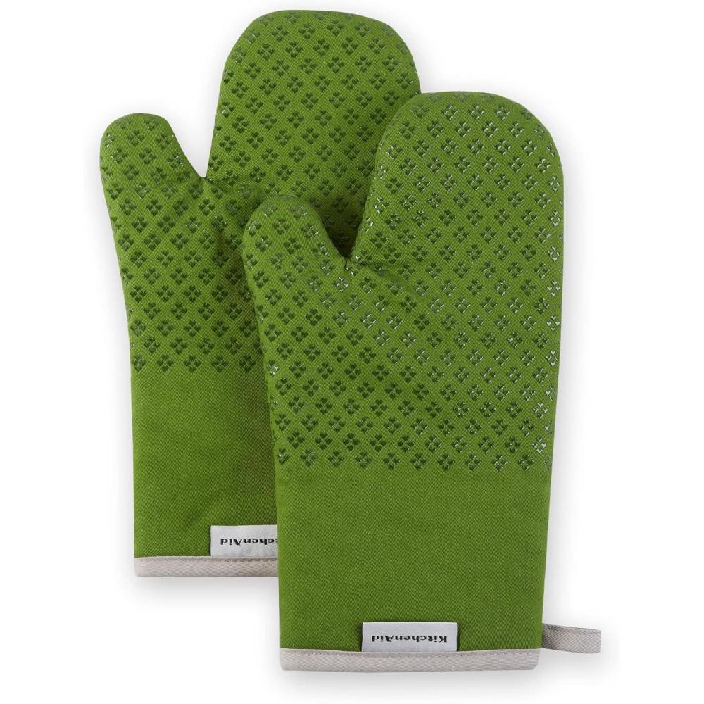 imageKitchenAid Asteroid Oven Mitt Set 7x125 Pistachio Green 2 PieceMatcha Green